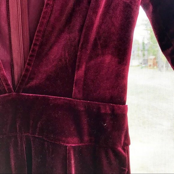 Boutique Deep Red Velvet Romper - Picture 2 of 2